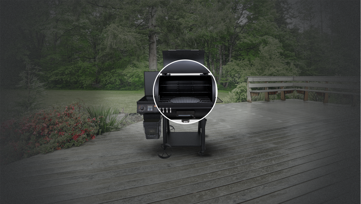 578 square-inch primary cooking space and two adjustable 328 square-inch upper racks.