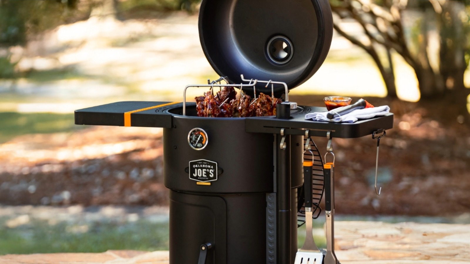 NEW Bronco Drum Smoker & Grill